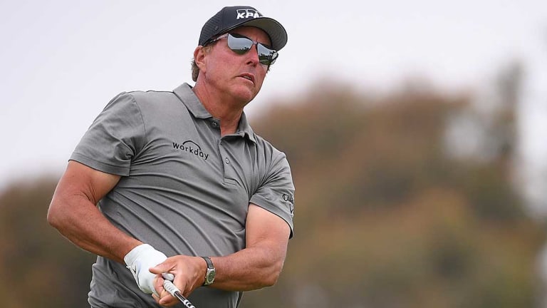 Phil Mickelson Makes It 0-for-30 at U.S. Open After Disappointing Weekend at Torrey Pines